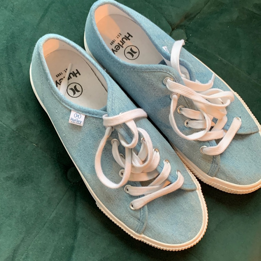 Hurley shoes